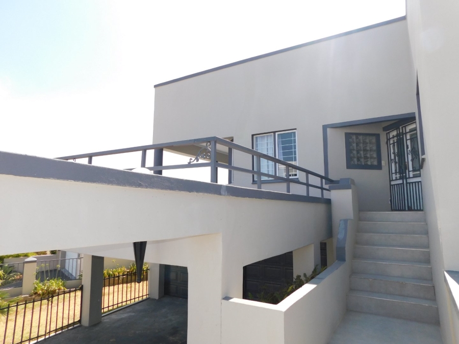 To Let 4 Bedroom Property for Rent in Mountainside Western Cape